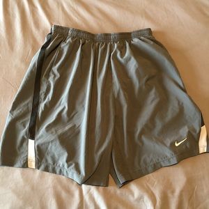 Nike Dri-Fit Running Shorts (M)